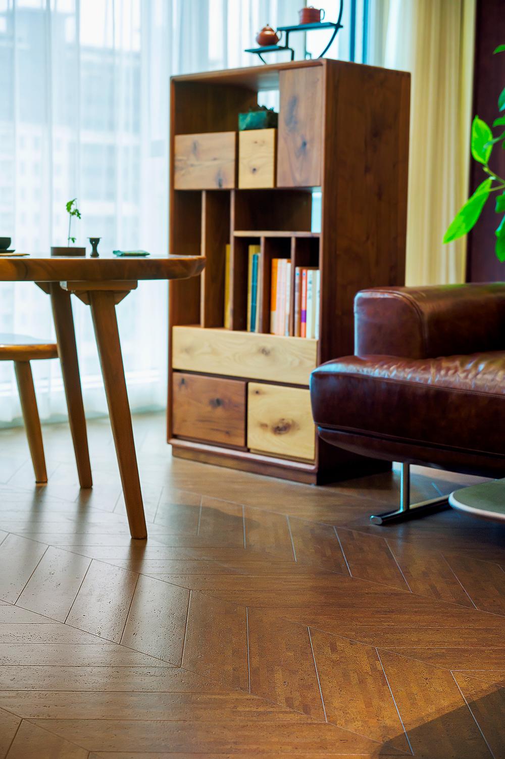 中式風新家的靈魂，居然是這塊軟木地板 圖片10