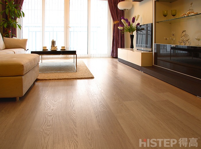 得高實木復(fù)合地板好不好？有哪些優(yōu)缺點？ 