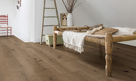 得高進口地板:易清潔，快人一步！