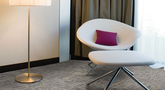 色彩、光線、空間之間的相互聯(lián)系